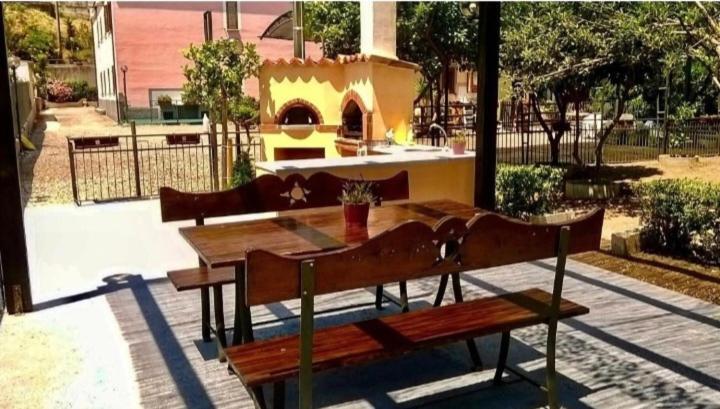 Casa Vacanze Rosy "Nel Verde" 팔리누로 외부 사진