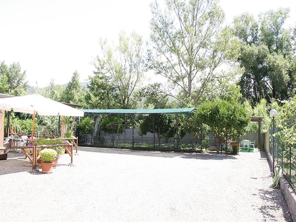 Casa Vacanze Rosy "Nel Verde" 팔리누로 객실 사진